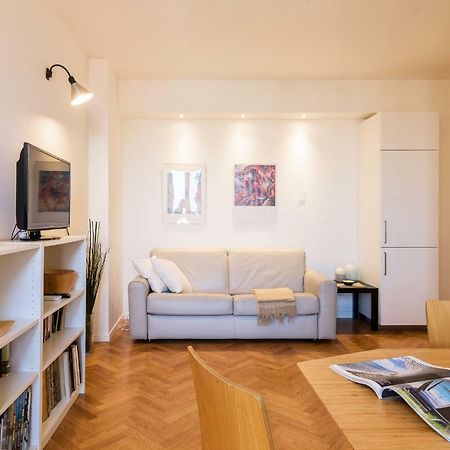 Joivy Homey 1-Bed With View Near Citylife Milánó Kültér fotó
