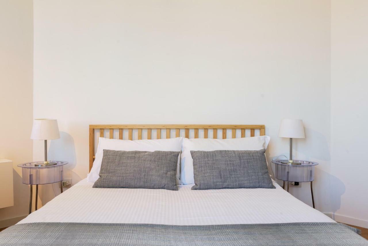 Joivy Homey 1-Bed With View Near Citylife Milánó Kültér fotó